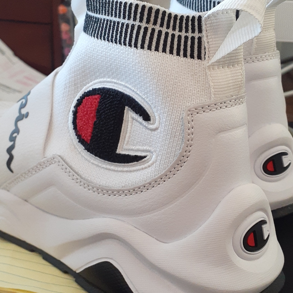 BOY'S CHAMPION RALLY PRO SHOES - Picture 8 of 8